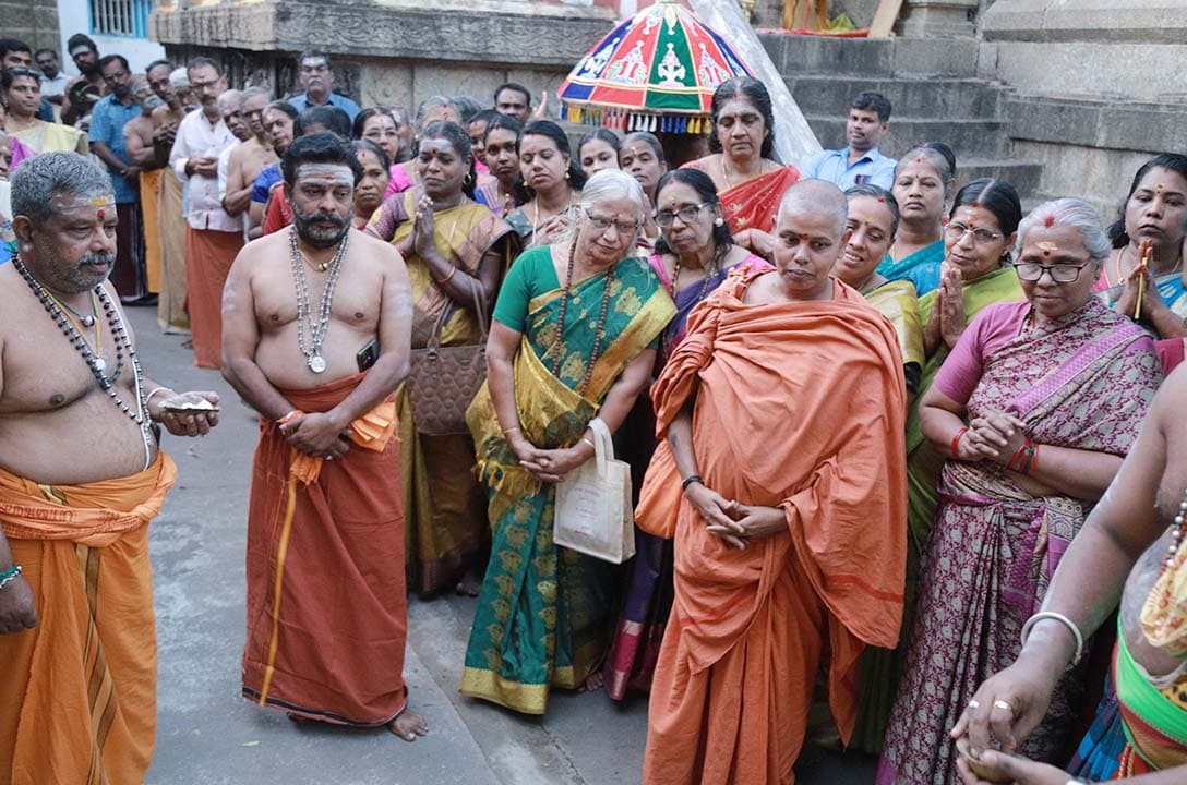 Sacred Thirumurai Pezhai Procession by Siva Muralidharan Ragaveshvarar Temple, Derisanamcope | 14-01-2026 - Image 4
