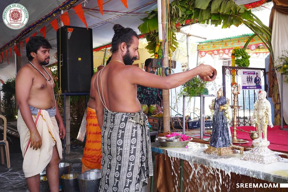 Maha Abhishekam & Alankara Deeparadhana | Sadguru Sri Sadasiva Brahmendral Aradhana Mahotsavam - Image 2