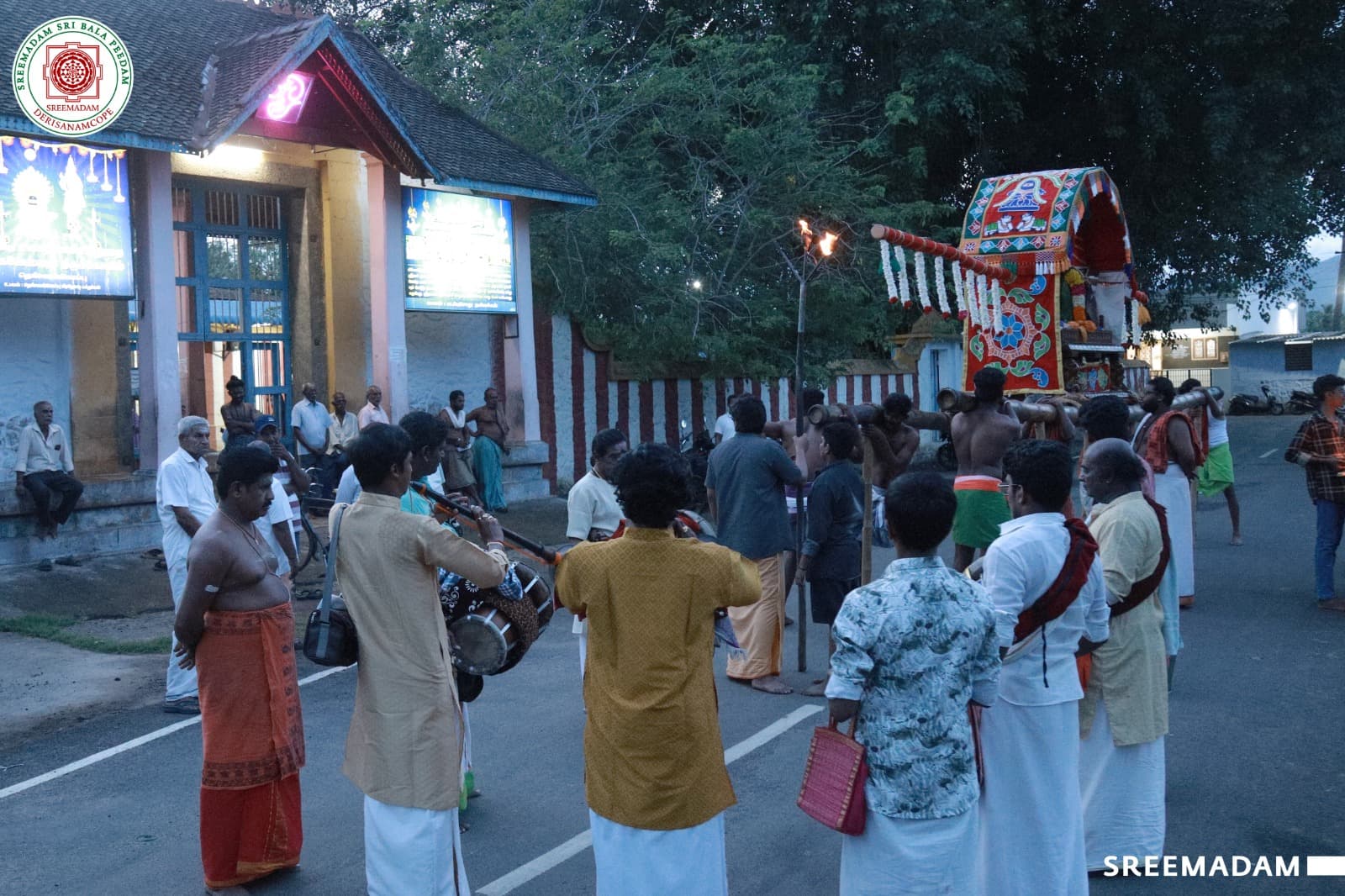 Divine Glimpses of Sadguru Sri Sadasiva Brahmendral Thiruveethi Ula - Image 3