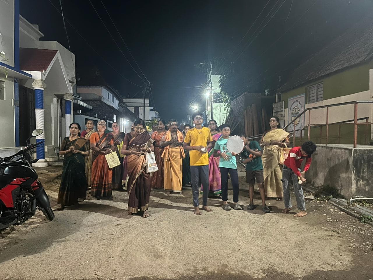 SreeMadam Derisanamcope 6th Year Margazhi Month Thiruvempavai Veedhi Ula “Seventh Day” 22-12-2025 Monday Arulmigu Ulaganayagi Udanurai Sri Raghaveswarar Temple Derisanamcope - Image 3